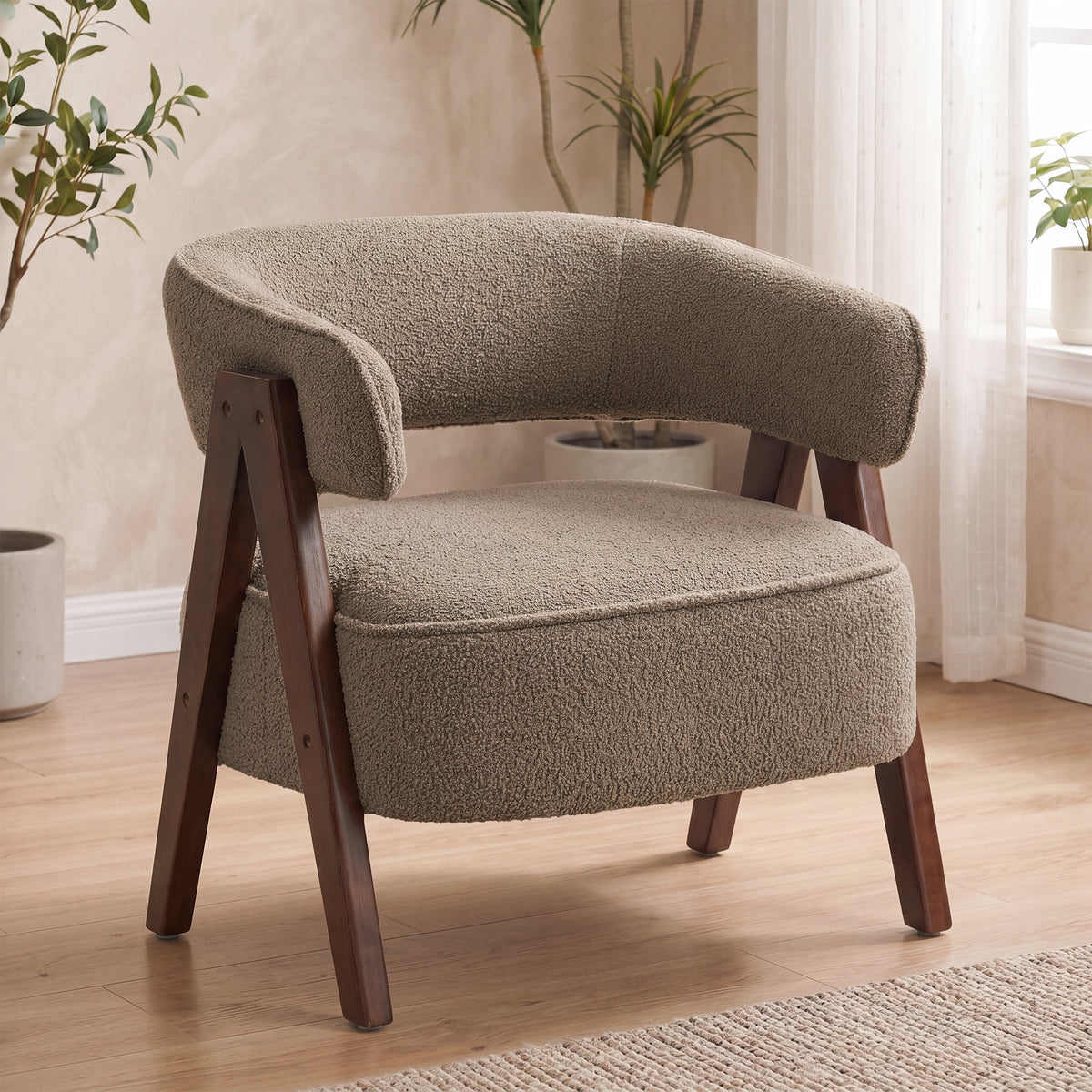 Fauteuil bouclette taupe, pieds bois massif, 70 × 64 × 71 cm, vue 6 – Saint-Oréan
