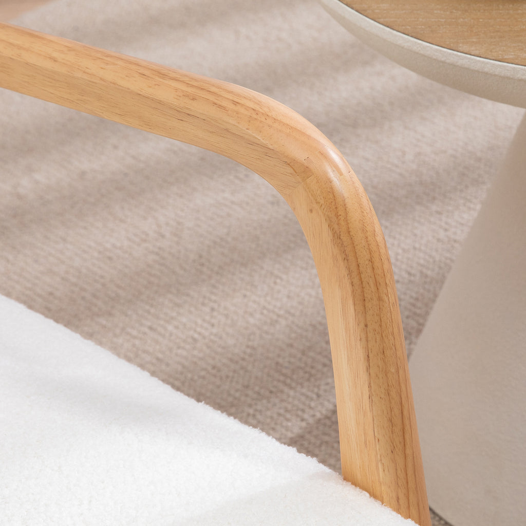 Fauteuil lounge bouclette crème, structure bois d'hévéa, vue 4 – Saint-Oréan