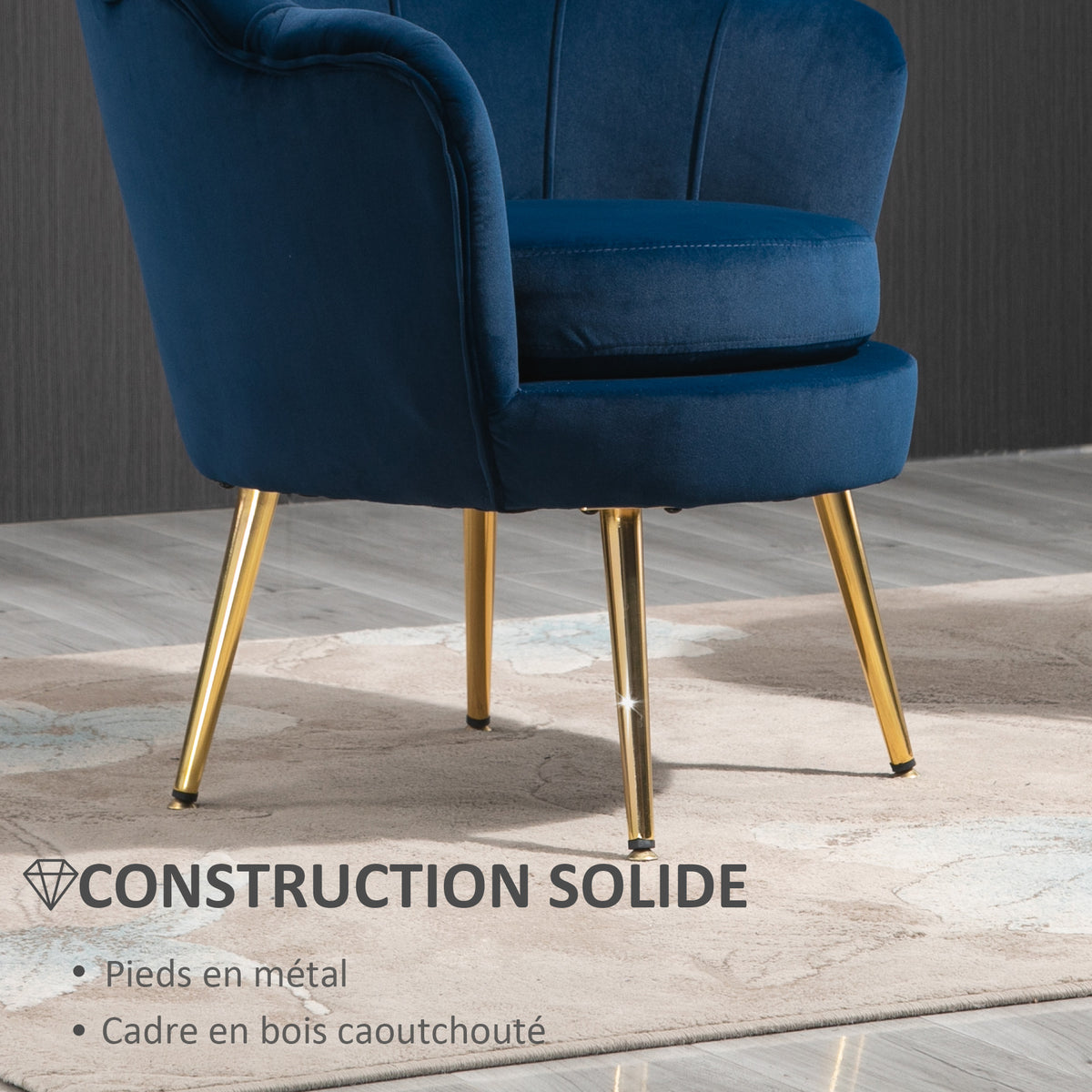 Fauteuil coquillage velours bleu marine, pieds dorés, détail 4